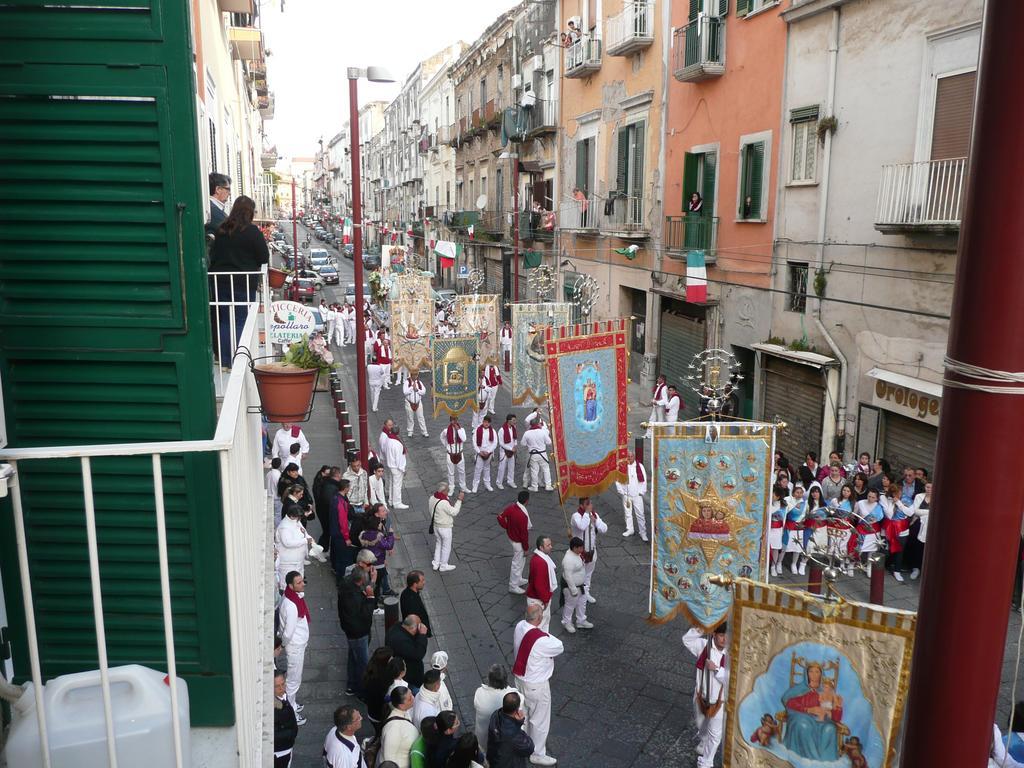 Herculis Domus Bed and Breakfast Ercolano Exterior foto