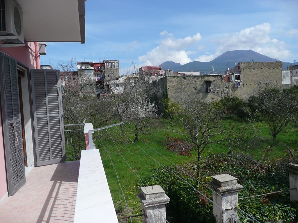 Herculis Domus Bed and Breakfast Ercolano Exterior foto